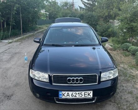 Синий Ауди А4, объемом двигателя 1.8 л и пробегом 355 тыс. км за 4400 $, фото 1 на Automoto.ua