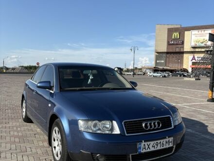 Синій Ауді А4, об'ємом двигуна 2 л та пробігом 240 тис. км за 4950 $, фото 1 на Automoto.ua