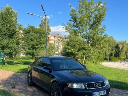 Синий Ауди А4, объемом двигателя 2.5 л и пробегом 250 тыс. км за 3850 $, фото 1 на Automoto.ua
