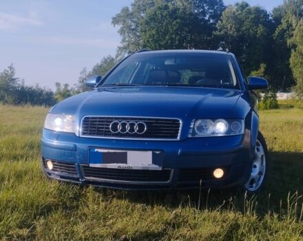 Синий Ауди А4, объемом двигателя 2 л и пробегом 340 тыс. км за 2250 $, фото 1 на Automoto.ua
