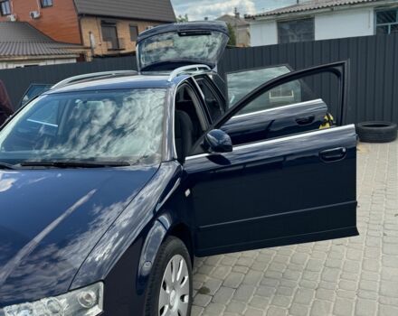 Синий Ауди А4, объемом двигателя 2 л и пробегом 280 тыс. км за 5300 $, фото 1 на Automoto.ua