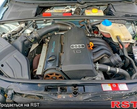 Синий Ауди А4, объемом двигателя 1.6 л и пробегом 249 тыс. км за 5500 $, фото 1 на Automoto.ua