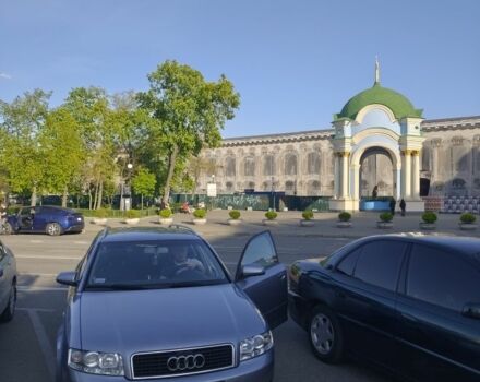 Синий Ауди А4, объемом двигателя 1.9 л и пробегом 429 тыс. км за 3600 $, фото 1 на Automoto.ua