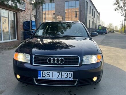 Ауді А4 2004 у Рівному на Automoto.ua Синій Ауді А4, об'ємом двигуна 1.9 л та пробігом 336 тис. км за 2400 $, фото 1 на Automoto.ua
