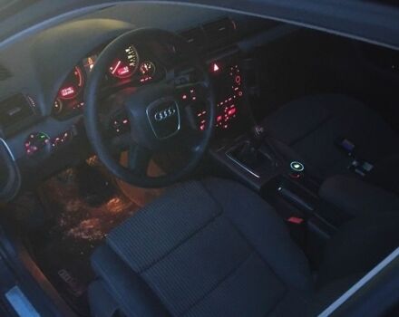 Синий Ауди А4, объемом двигателя 2.5 л и пробегом 340 тыс. км за 6034 $, фото 1 на Automoto.ua