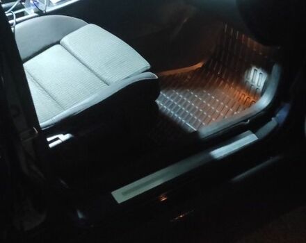 Синій Ауді А4, об'ємом двигуна 2 л та пробігом 350 тис. км за 3500 $, фото 1 на Automoto.ua