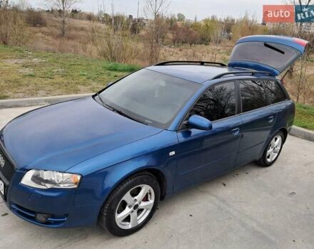 Синий Ауди А4, объемом двигателя 2 л и пробегом 302 тыс. км за 6750 $, фото 1 на Automoto.ua