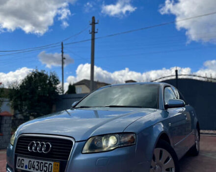Синий Ауди А4, объемом двигателя 2 л и пробегом 217 тыс. км за 6450 $, фото 1 на Automoto.ua