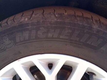 Синий Ауди А4, объемом двигателя 1.9 л и пробегом 0 тыс. км за 7000 $, фото 1 на Automoto.ua