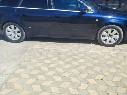 Синій Ауді А4, об'ємом двигуна 2 л та пробігом 310 тис. км за 300000 $, фото 1 на Automoto.ua