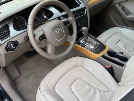 Синій Ауді А4, об'ємом двигуна 1.98 л та пробігом 232 тис. км за 8200 $, фото 1 на Automoto.ua