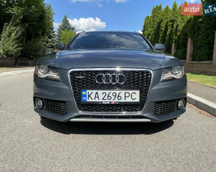 Синий Ауди А4, объемом двигателя 2 л и пробегом 288 тыс. км за 9900 $, фото 1 на Automoto.ua