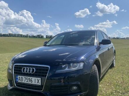 Ауди А4 2009 в Литине на Automoto.ua Синий Ауди А4, объемом двигателя 1.97 л и пробегом 255 тыс. км за 11400 $, фото 1 на Automoto.ua