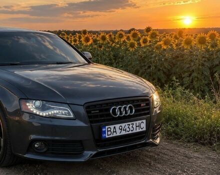 Синий Ауди А4, объемом двигателя 1.98 л и пробегом 285 тыс. км за 8200 $, фото 1 на Automoto.ua