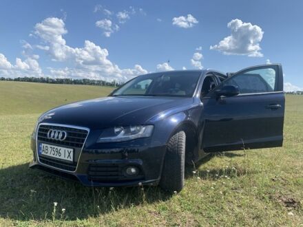Синий Ауди А4, объемом двигателя 2 л и пробегом 255 тыс. км за 11400 $, фото 1 на Automoto.ua