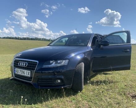 Синій Ауді А4, об'ємом двигуна 2 л та пробігом 255 тис. км за 11400 $, фото 1 на Automoto.ua