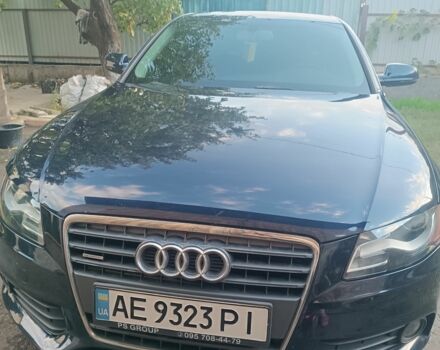 Синій Ауді А4, об'ємом двигуна 2 л та пробігом 187 тис. км за 9800 $, фото 1 на Automoto.ua