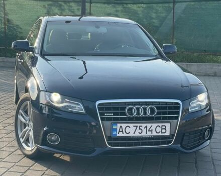 Синий Ауди А4, объемом двигателя 2 л и пробегом 280 тыс. км за 8999 $, фото 1 на Automoto.ua