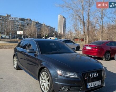 Синій Ауді А4, об'ємом двигуна 1.98 л та пробігом 266 тис. км за 8000 $, фото 1 на Automoto.ua