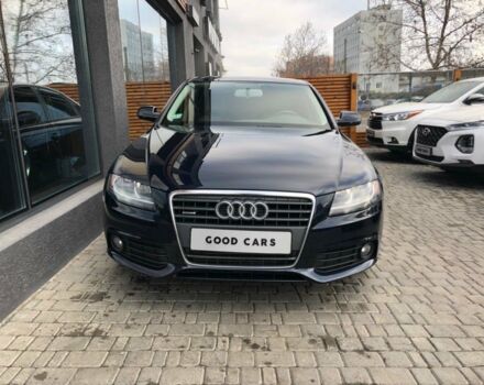 Синій Ауді А4, об'ємом двигуна 2 л та пробігом 160 тис. км за 13500 $, фото 1 на Automoto.ua