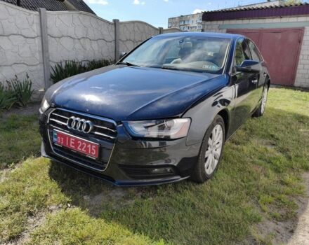 Синий Ауди А4, объемом двигателя 2 л и пробегом 220 тыс. км за 8692 $, фото 1 на Automoto.ua