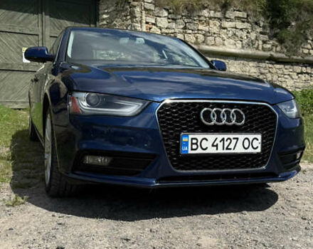 Синій Ауді А4, об'ємом двигуна 2 л та пробігом 300 тис. км за 10000 $, фото 1 на Automoto.ua
