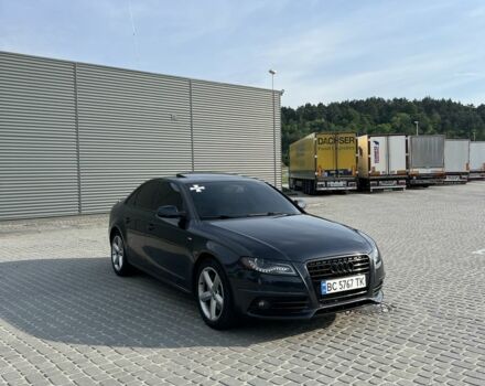 Синій Ауді А4, об'ємом двигуна 2 л та пробігом 301 тис. км за 8500 $, фото 1 на Automoto.ua