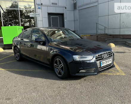 Синий Ауди А4, объемом двигателя 1.8 л и пробегом 310 тыс. км за 10500 $, фото 1 на Automoto.ua