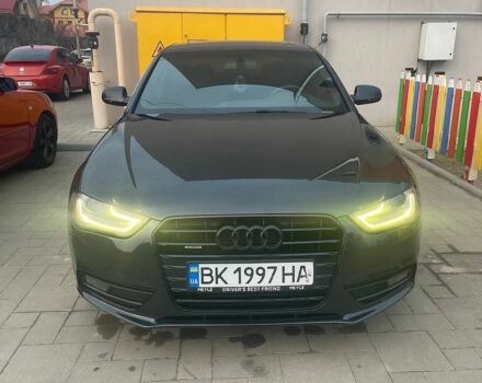 Синий Ауди А4, объемом двигателя 2 л и пробегом 220 тыс. км за 12000 $, фото 1 на Automoto.ua
