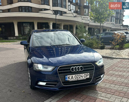 Ауді А4 2013 у Києві на Automoto.ua Синій Ауді А4, об'ємом двигуна 1.98 л та пробігом 200 тис. км за 10500 $, фото 1 на Automoto.ua