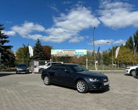 Синій Ауді А4, об'ємом двигуна 2 л та пробігом 163 тис. км за 12200 $, фото 1 на Automoto.ua