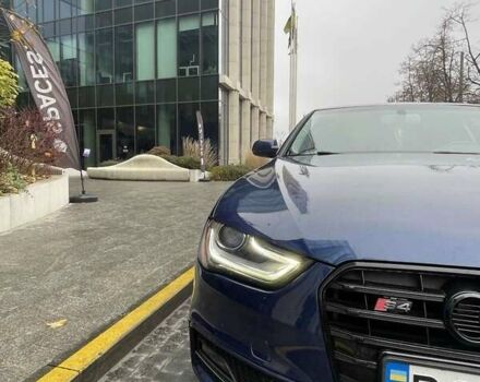 Синий Ауди А4, объемом двигателя 2 л и пробегом 181 тыс. км за 13200 $, фото 1 на Automoto.ua
