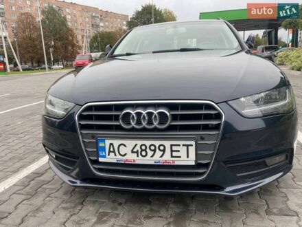 Синій Ауді А4, об'ємом двигуна 2 л та пробігом 250 тис. км за 11800 $, фото 1 на Automoto.ua