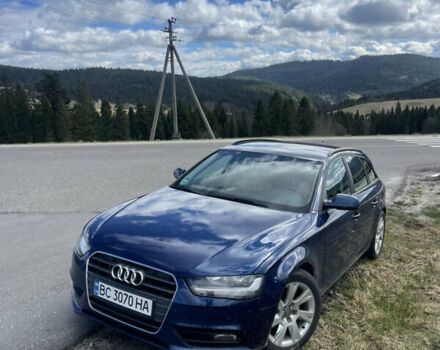Синий Ауди А4, объемом двигателя 2 л и пробегом 262 тыс. км за 12500 $, фото 1 на Automoto.ua