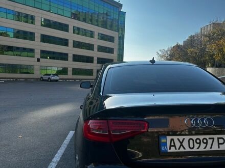 Синий Ауди А4, объемом двигателя 2 л и пробегом 149 тыс. км за 13300 $, фото 1 на Automoto.ua