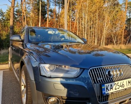 Синій Ауді А4, об'ємом двигуна 2 л та пробігом 196 тис. км за 14499 $, фото 1 на Automoto.ua