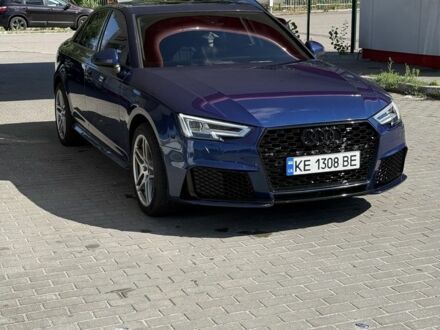 Синий Ауди А4, объемом двигателя 2 л и пробегом 257 тыс. км за 15929 $, фото 1 на Automoto.ua