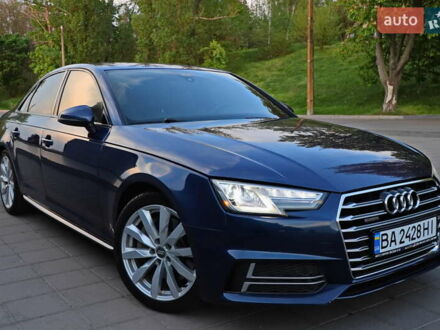 Ауди А4 2017 в Кременчуге на Automoto.ua Синий Ауди А4, объемом двигателя 2 л и пробегом 112 тыс. км за 19999 $, фото 1 на Automoto.ua
