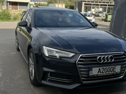Синій Ауді А4, об'ємом двигуна 2 л та пробігом 163 тис. км за 16017 $, фото 1 на Automoto.ua