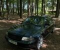 Зеленый Ауди А4, объемом двигателя 1.6 л и пробегом 300 тыс. км за 1550 $, фото 1 на Automoto.ua