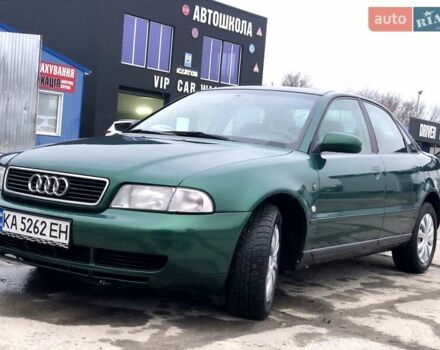 Зеленый Ауди А4, объемом двигателя 1.9 л и пробегом 325 тыс. км за 3600 $, фото 1 на Automoto.ua
