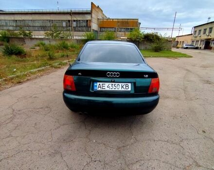 Зеленый Ауди А4, объемом двигателя 1.8 л и пробегом 320 тыс. км за 3600 $, фото 4 на Automoto.ua