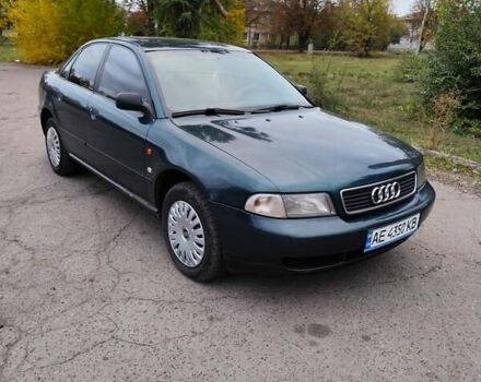 Ауди А4 1996 в Софиевке на Automoto.ua Зеленый Ауди А4, объемом двигателя 1.8 л и пробегом 320 тыс. км за 3600 $, фото 4 на Automoto.ua