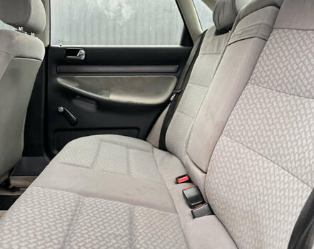 Зелений Ауді А4, об'ємом двигуна 1.8 л та пробігом 299 тис. км за 2350 $, фото 7 на Automoto.ua