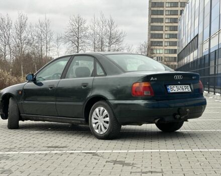 Зелений Ауді А4, об'ємом двигуна 1.8 л та пробігом 322 тис. км за 2199 $, фото 2 на Automoto.ua