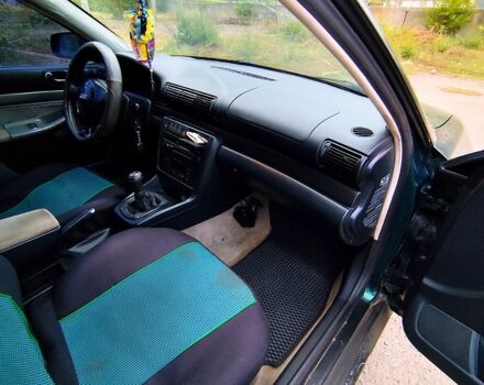 Зеленый Ауди А4, объемом двигателя 1.8 л и пробегом 320 тыс. км за 3600 $, фото 10 на Automoto.ua