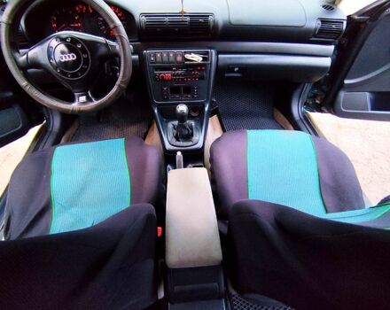 Зеленый Ауди А4, объемом двигателя 1.8 л и пробегом 320 тыс. км за 3600 $, фото 8 на Automoto.ua