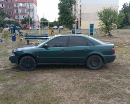Зеленый Ауди А4, объемом двигателя 1.9 л и пробегом 347 тыс. км за 1000 $, фото 3 на Automoto.ua
