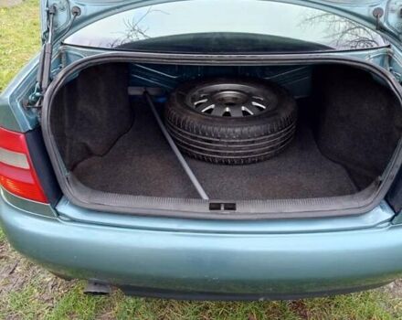 Зеленый Ауди А4, объемом двигателя 1.6 л и пробегом 400 тыс. км за 3000 $, фото 11 на Automoto.ua