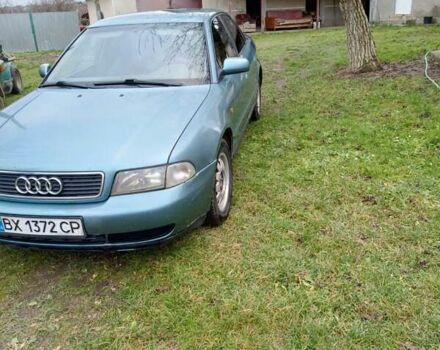 Зеленый Ауди А4, объемом двигателя 1.6 л и пробегом 400 тыс. км за 3000 $, фото 1 на Automoto.ua